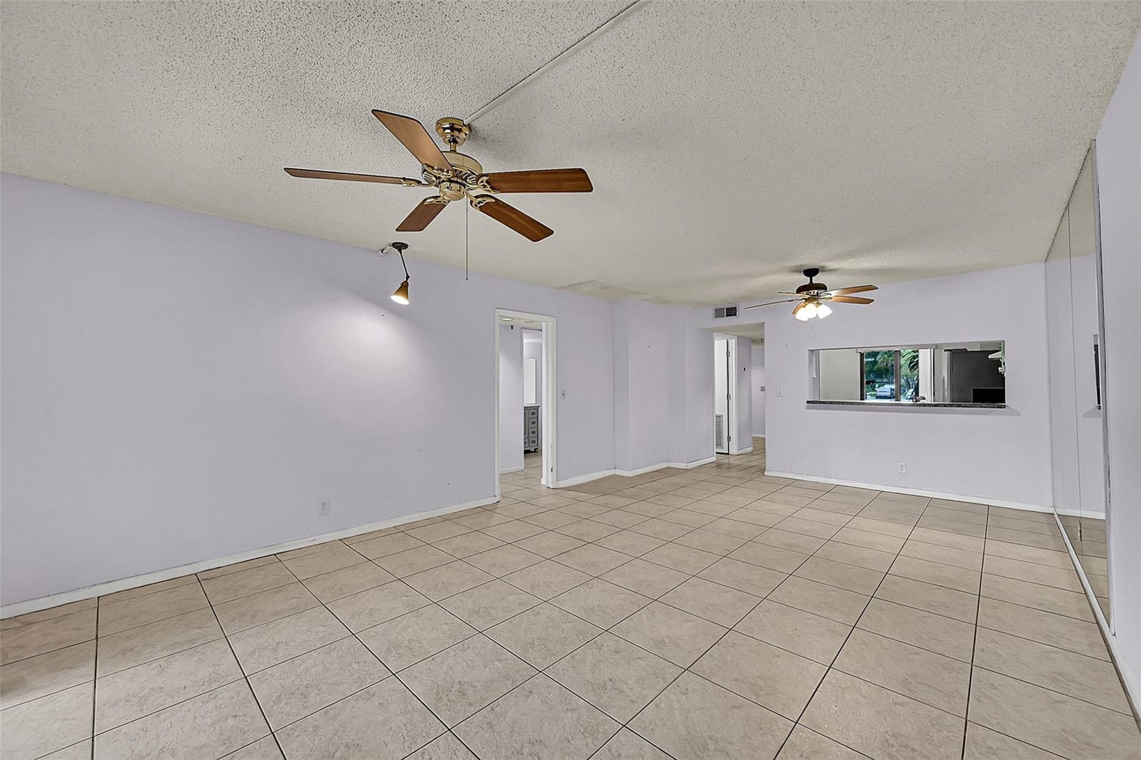 2206 S Cypress Bend Drive 102 — photo 8