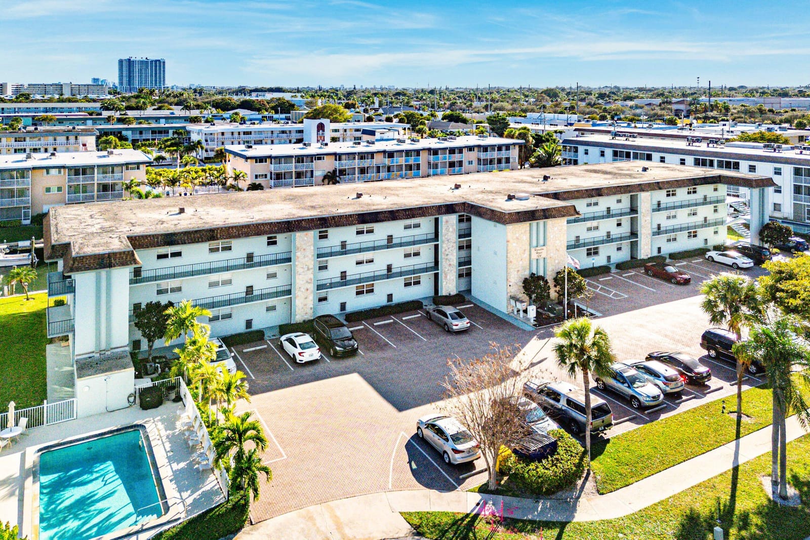 124 Shore Court 303, North Palm Beach, FL 33408 photo 24