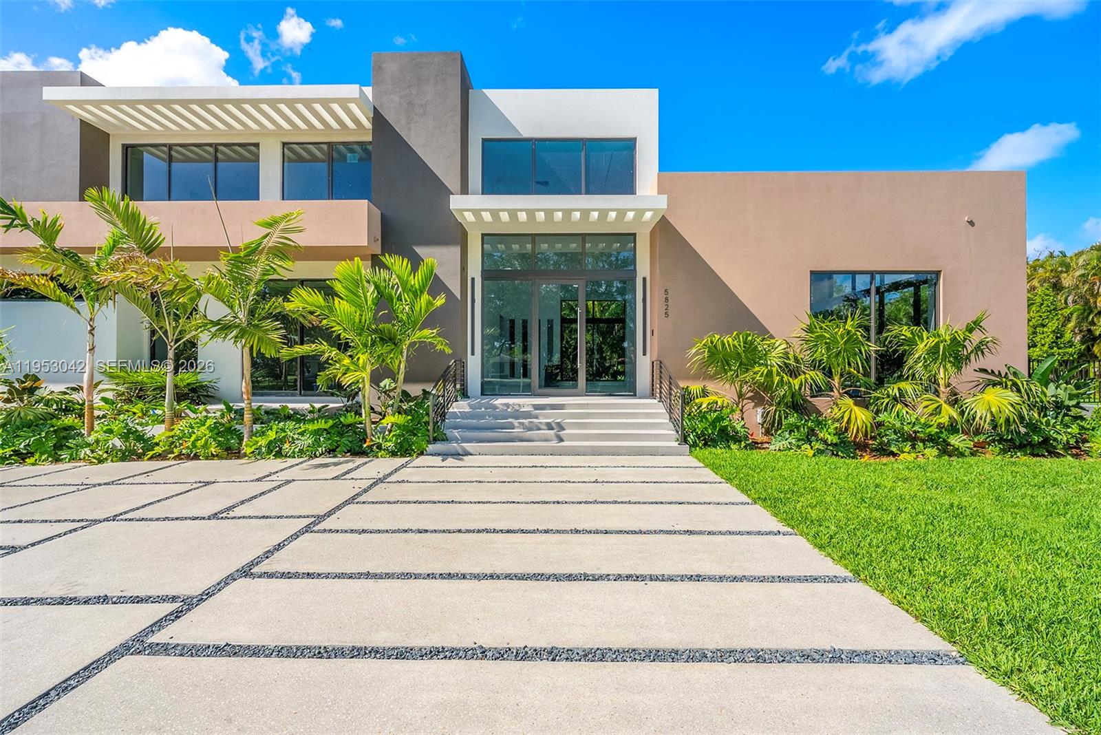 5825 SW 111th Terrace, Pinecrest, FL 33156, Pinecrest