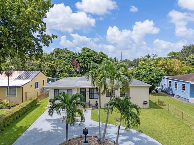 249 Carlisle Drive, Miami Springs, FL 33166