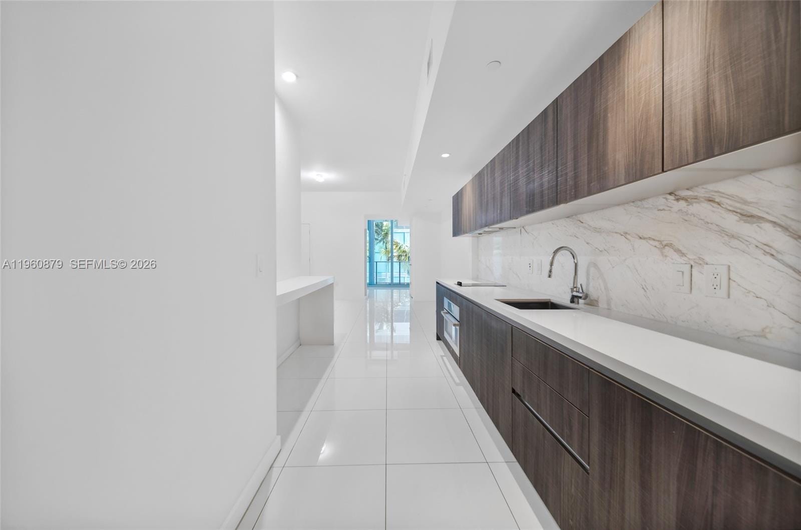 851 NE 1st Avenue 204, Miami, FL 33132 photo 15