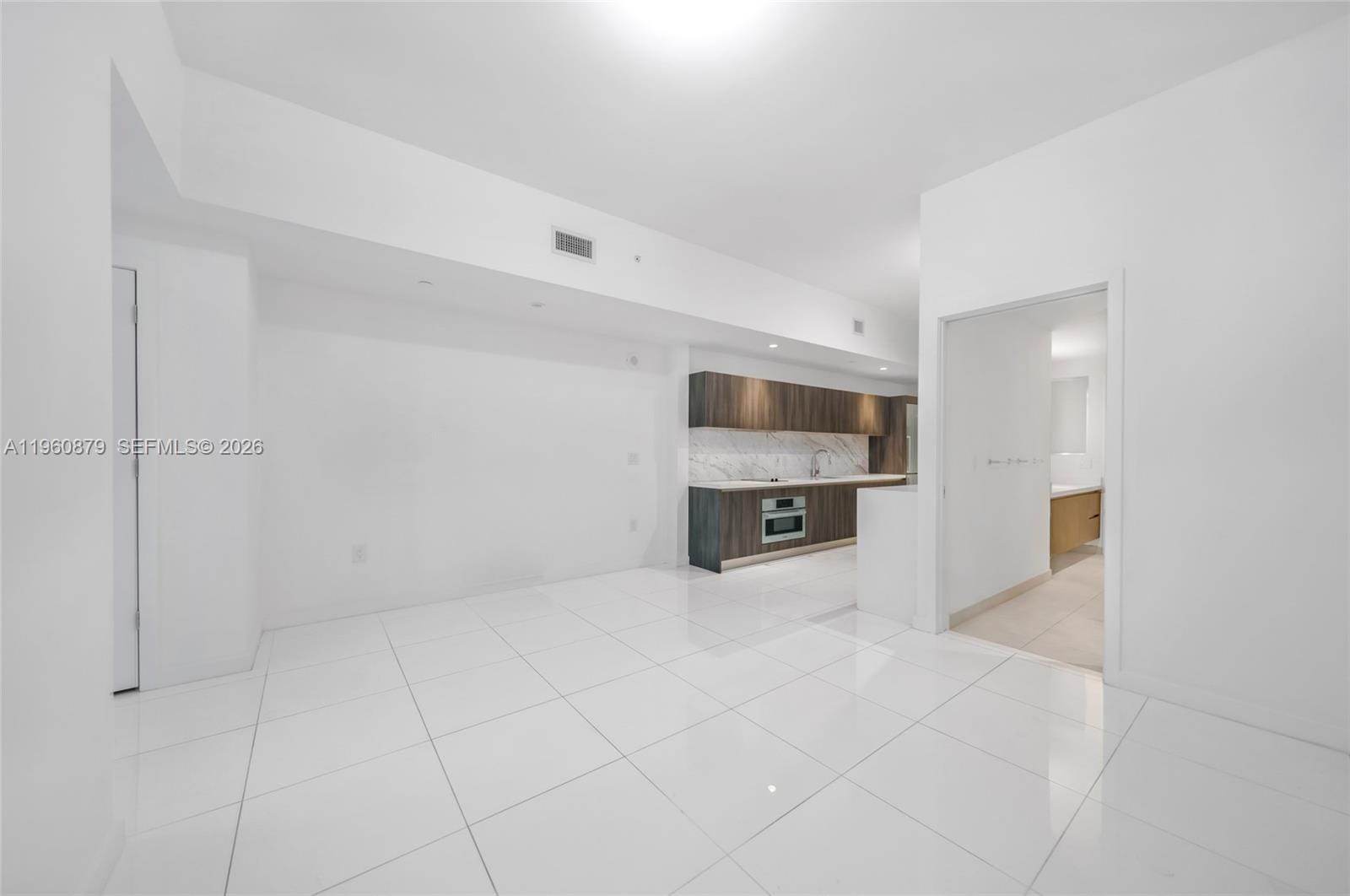 851 NE 1st Avenue 204 — photo 4