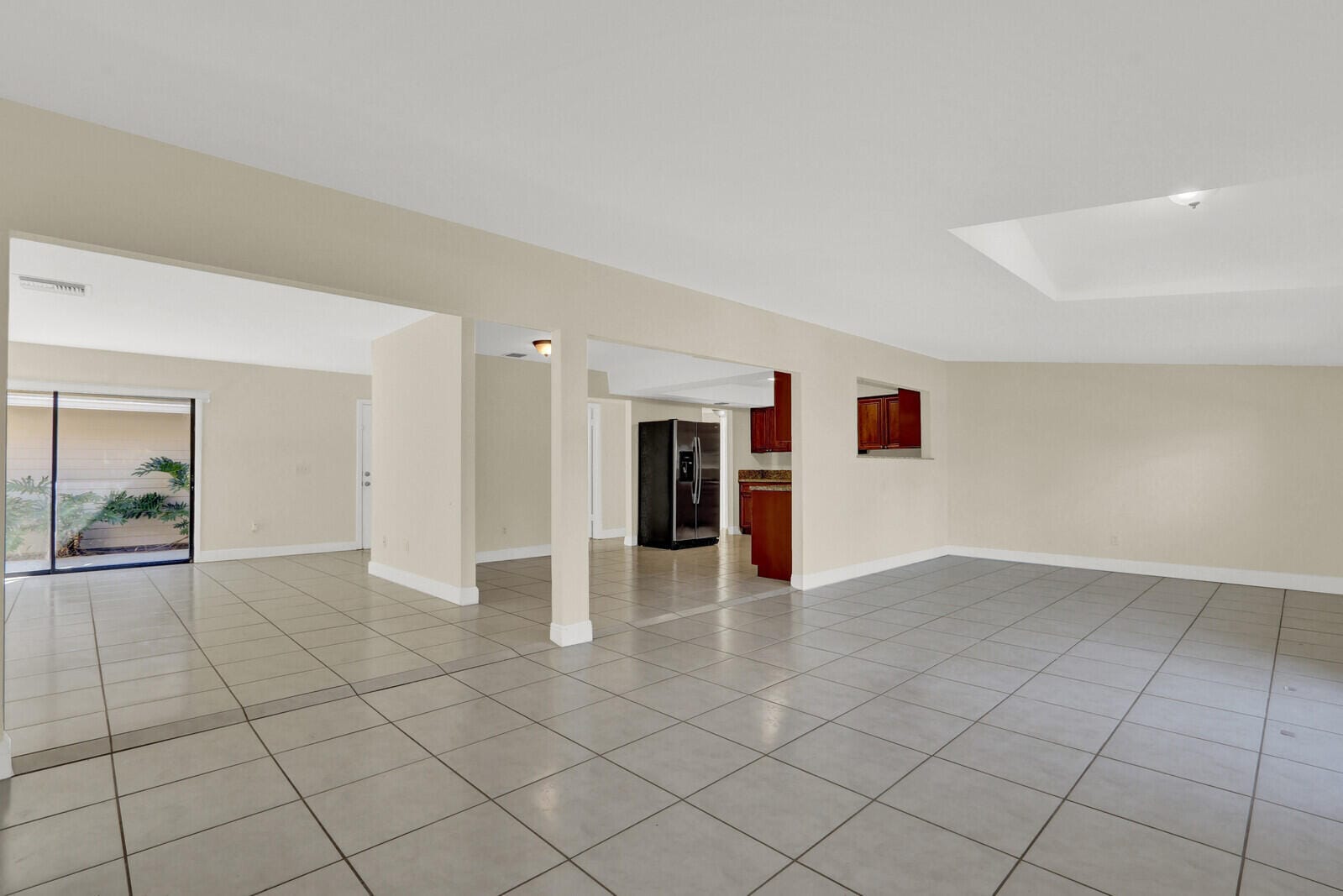 8074 SE River Lane — photo 9