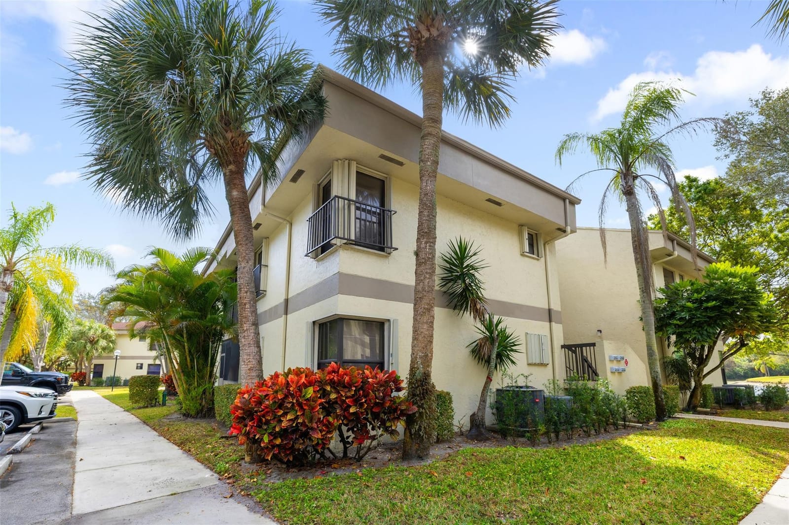 2963 Carambola Circle S — photo 4