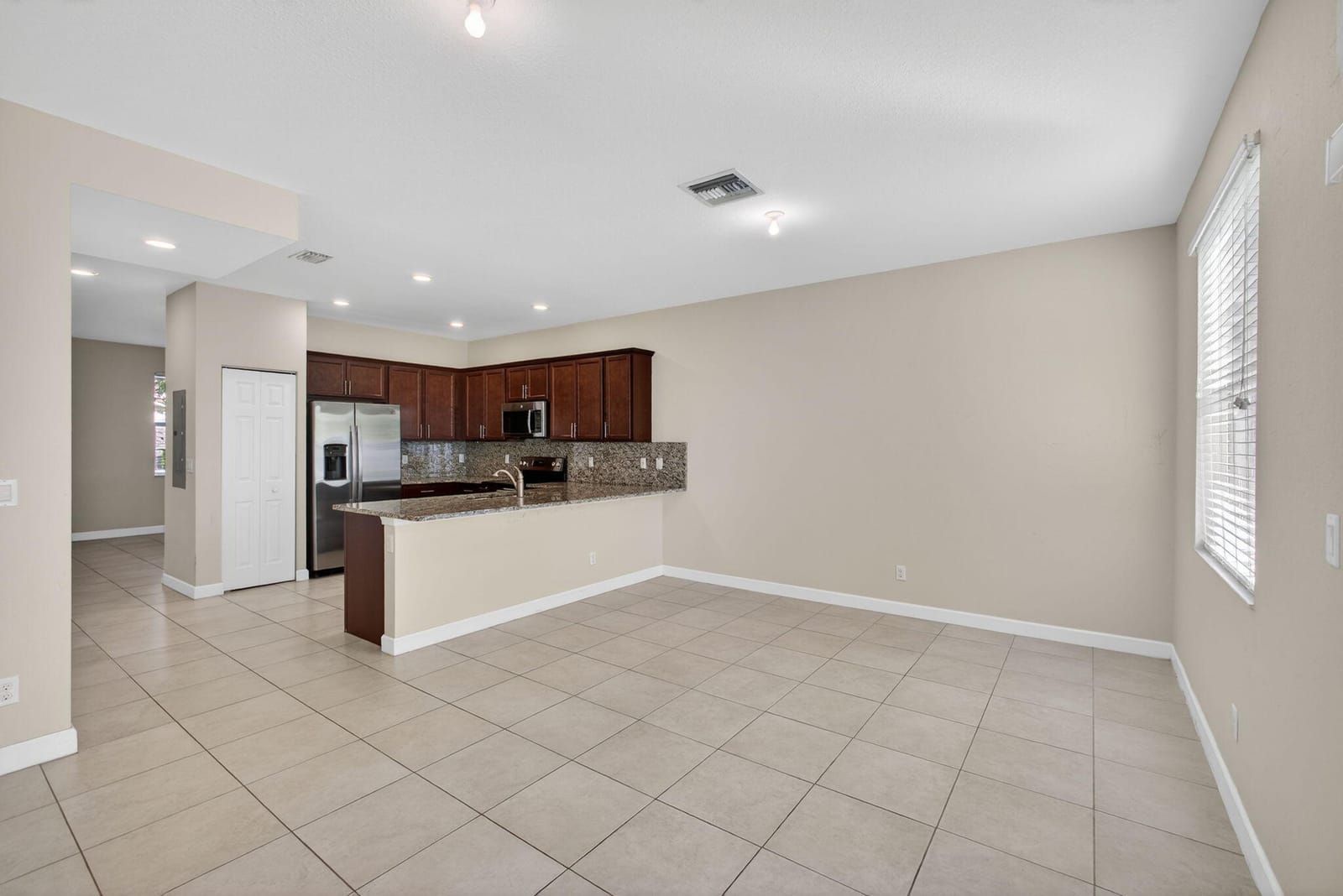 5342 Ellery Terrace, West Palm Beach, FL 33417 photo 8