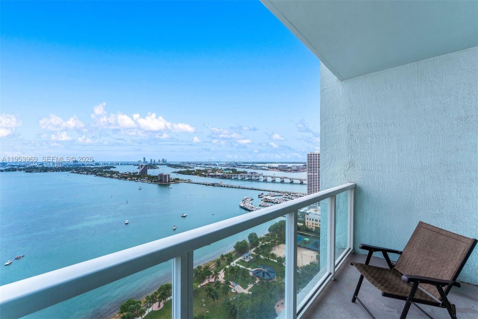 1900 N Bayshore Drive 3202 — photo 2
