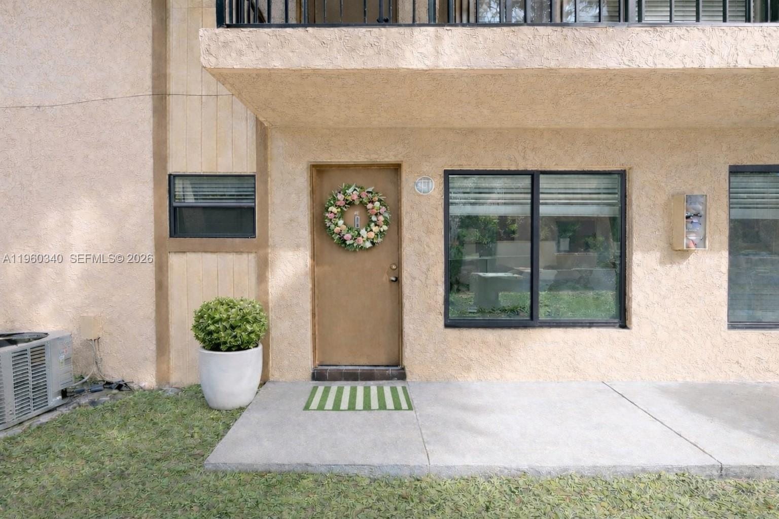 2530 W 67th Place 1229, Hialeah, FL 33016 photo 2