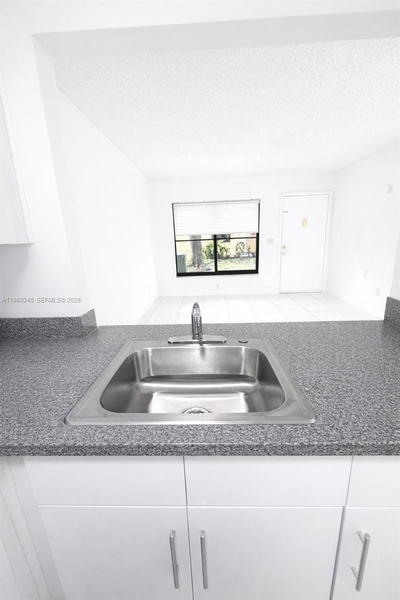 2530 W 67th Place 1229, Hialeah, FL 33016 photo 13