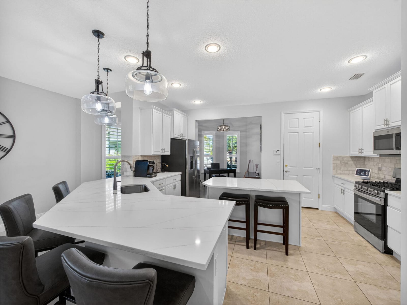 10283 SW Silverberry Court — photo 8