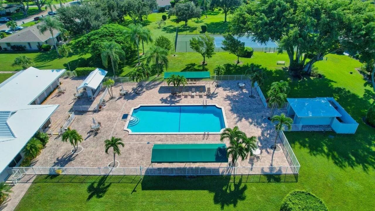 8786 Belle Aire Drive, Boca Raton, FL 33433 photo 20