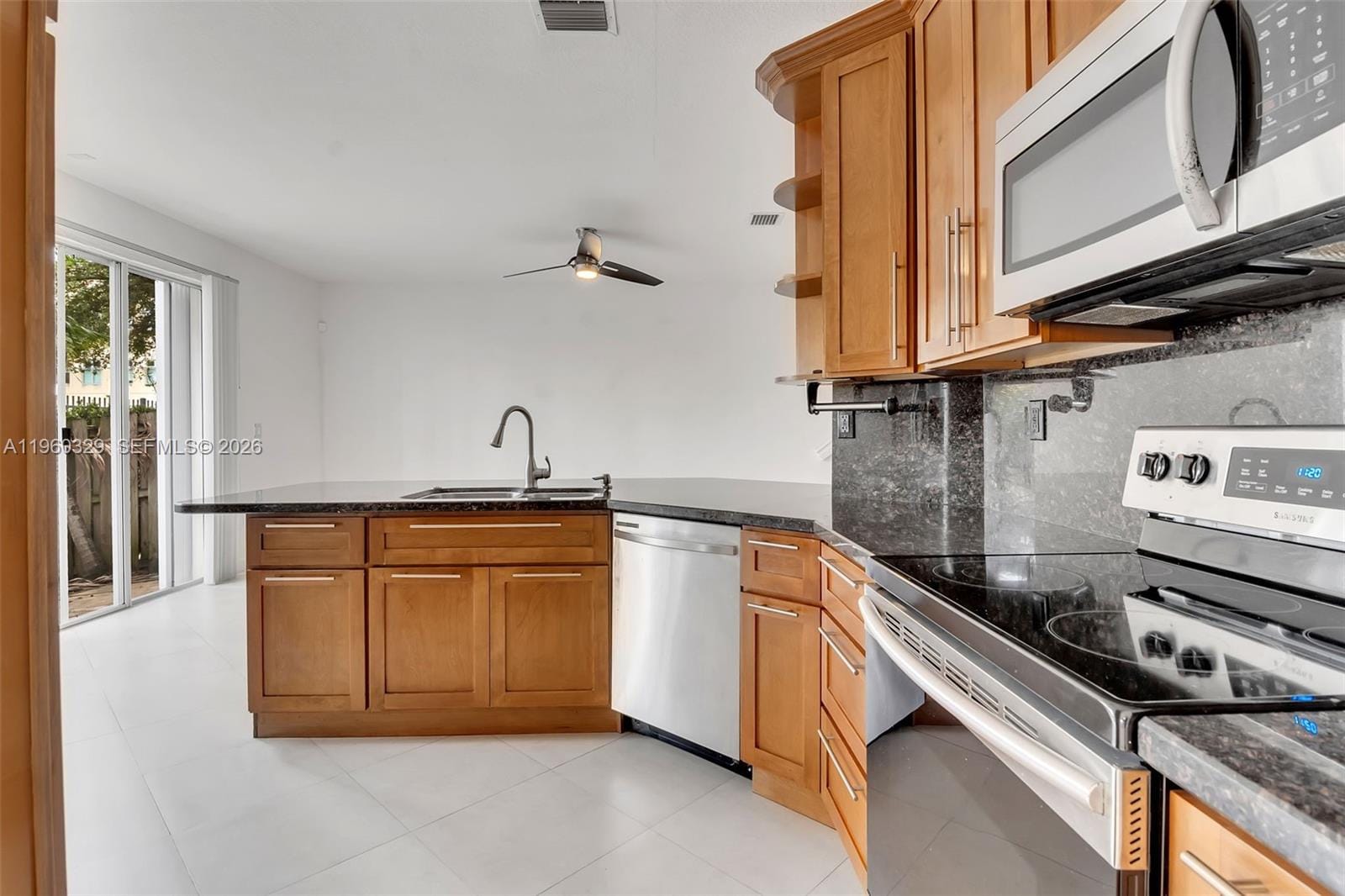 11321 NW 84th Street — photo 6