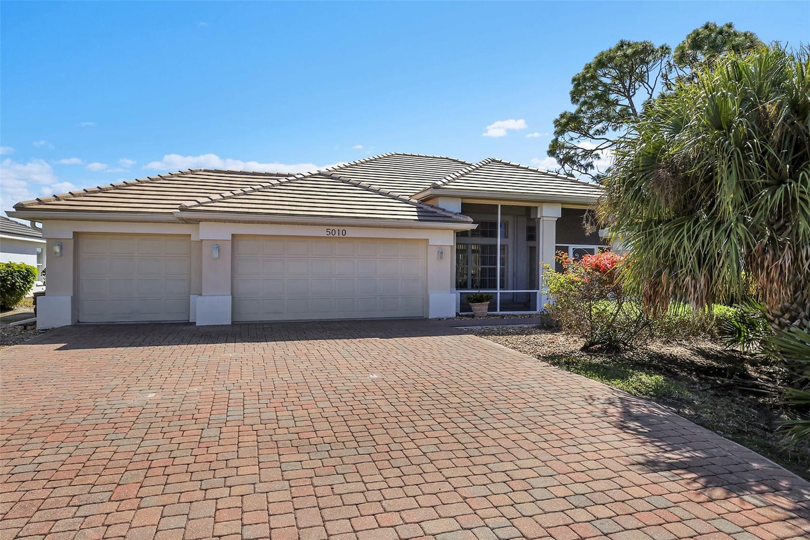 5010 Key Largo Lane — photo 3
