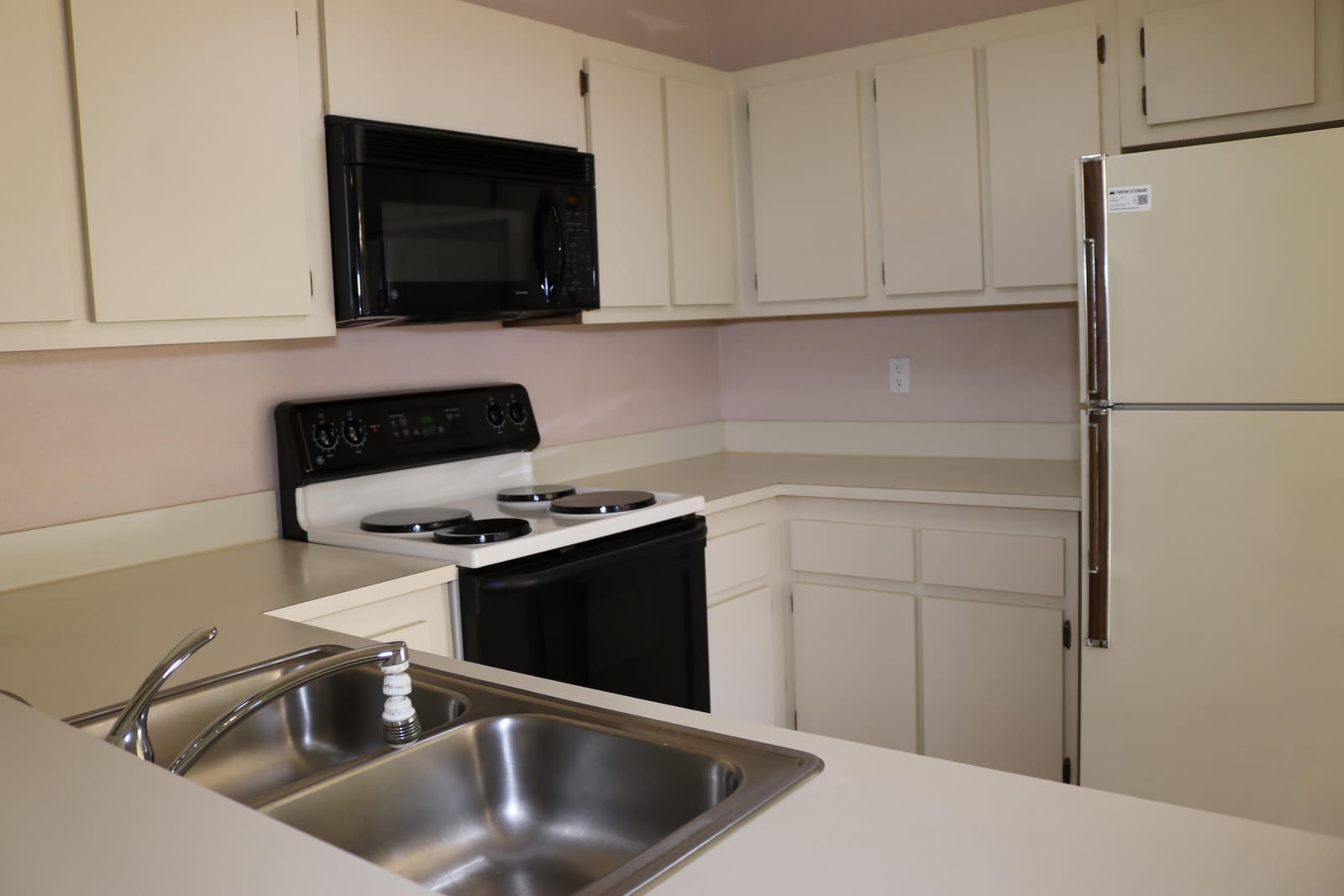 403 Springdale Circle, Palm Springs, FL 33461 photo 9