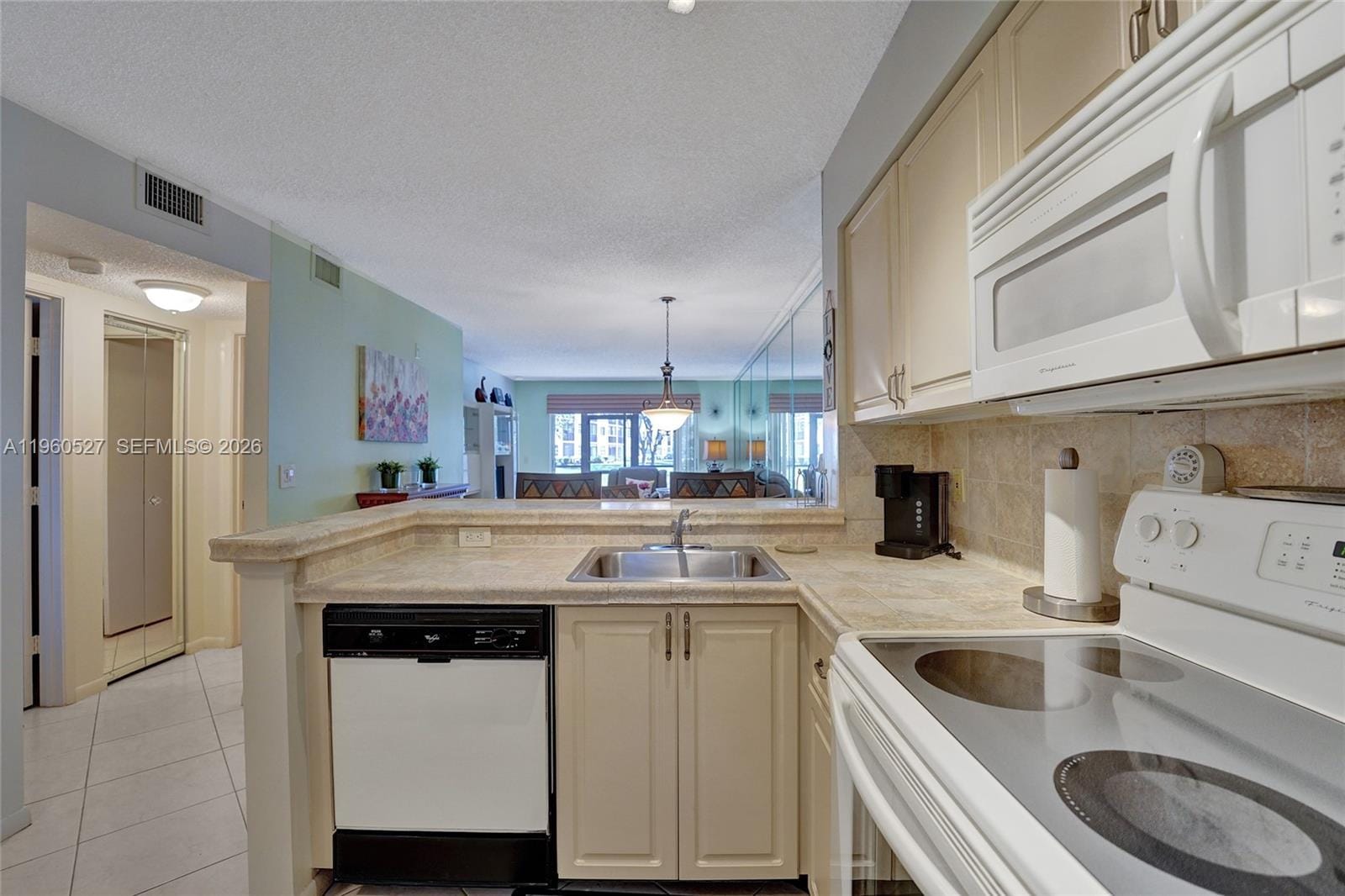 2228 N Cypress Bend Drive 103, Pompano Beach, FL 33069 photo 13