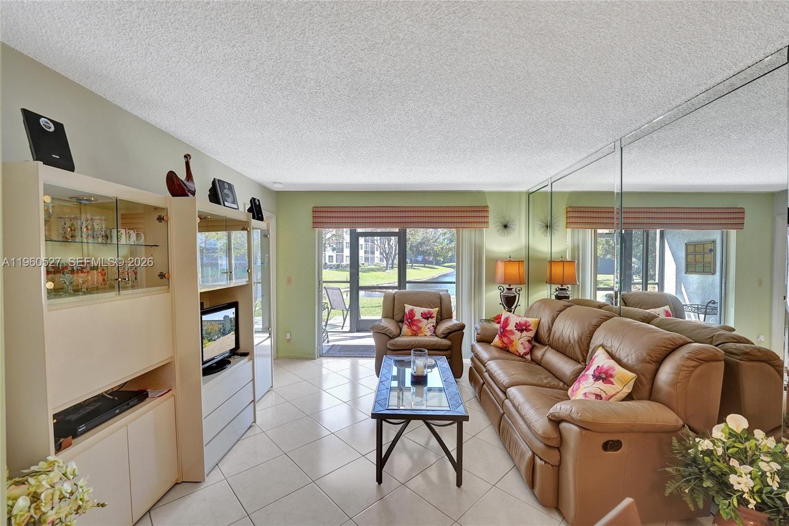 2228 N Cypress Bend Drive 103 — photo 9