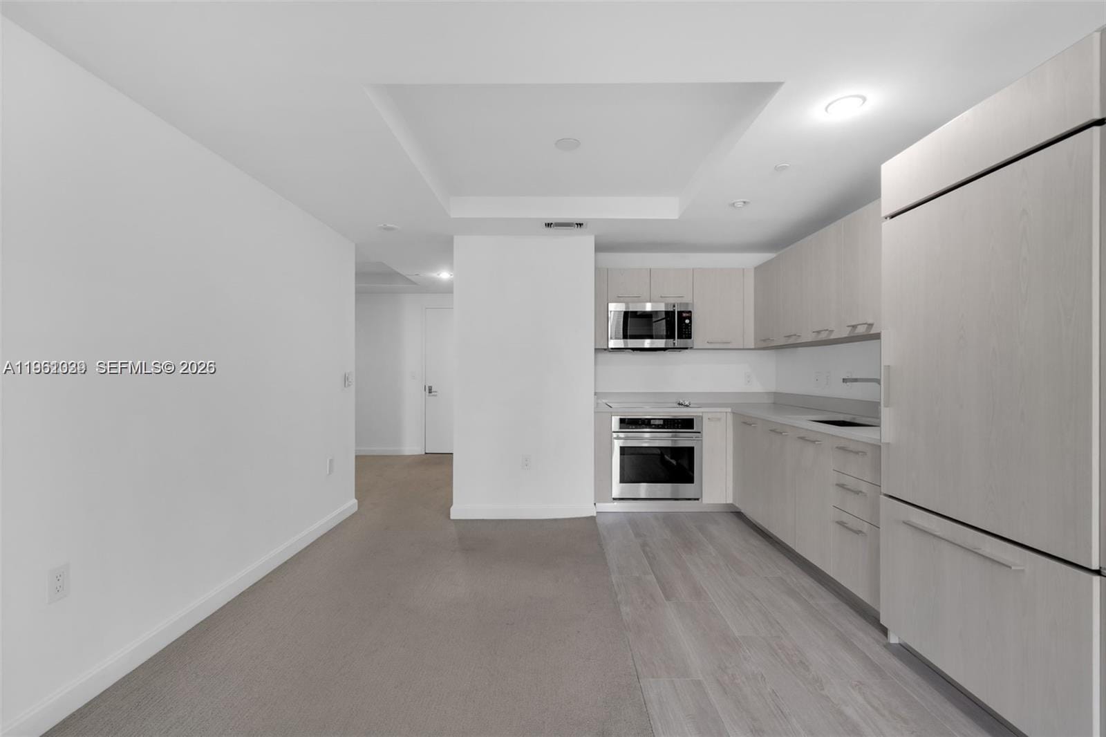 45 SW 9th Street 2204 — photo 4