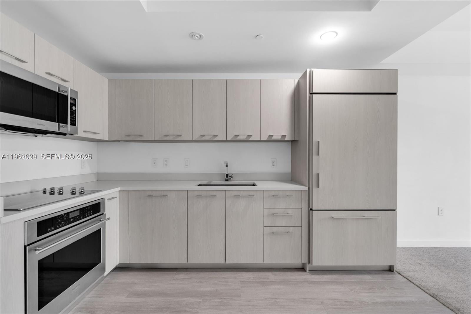 45 SW 9th Street 2204 — photo 7