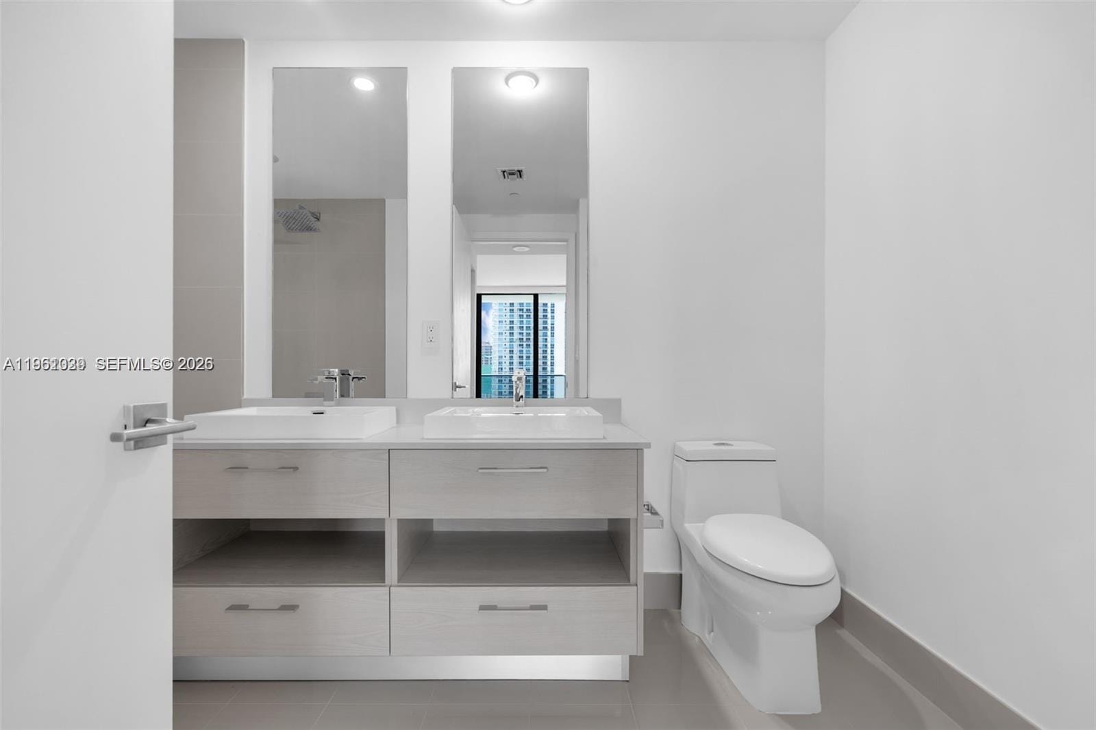 45 SW 9th Street 2204 — photo 9