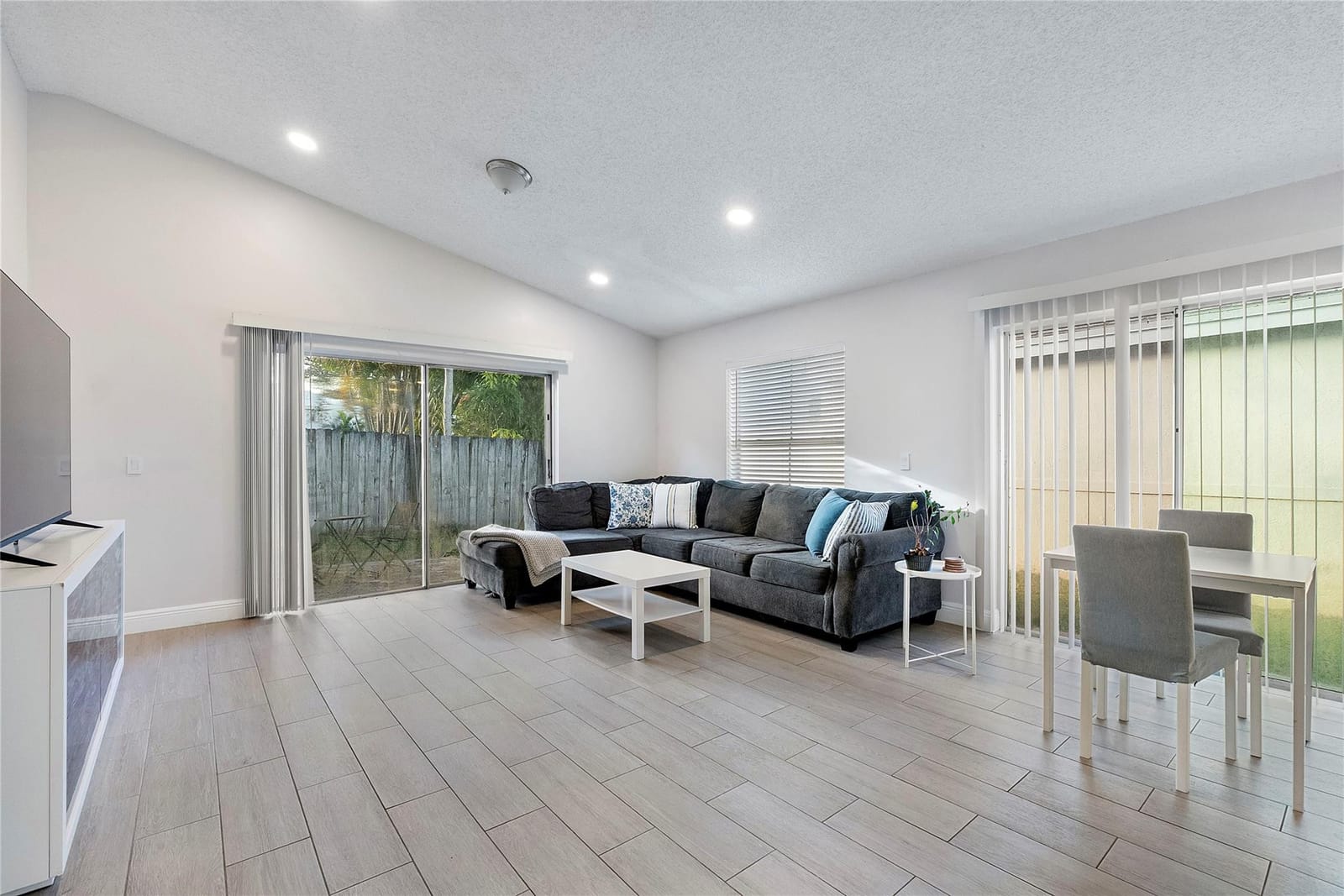 6762 Fern Place — photo 3