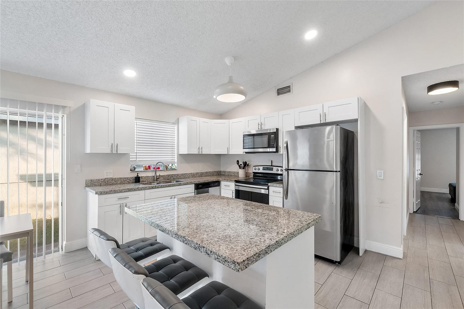 6762 Fern Place — photo 9