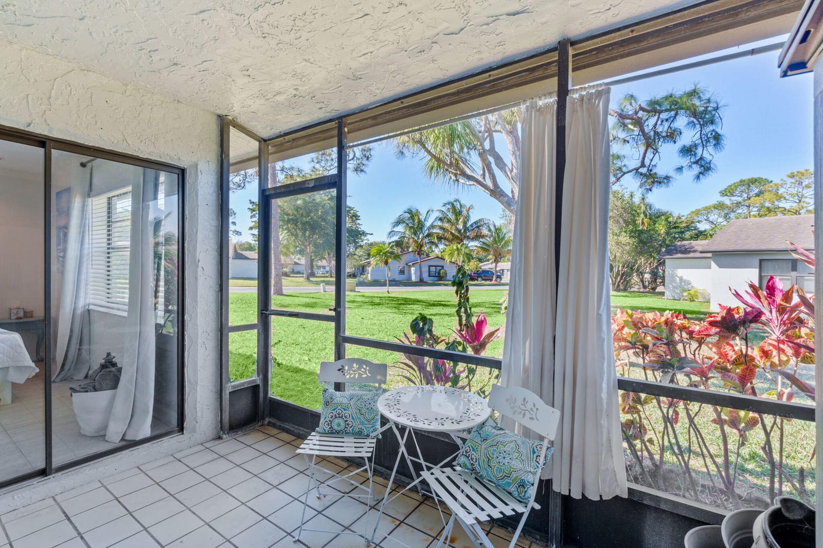 40 Seminole Court E, Royal Palm Beach, FL 33411 photo 21