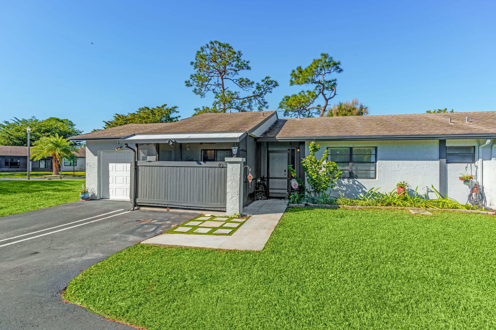 40 Seminole Court E, Royal Palm Beach, FL 33411 photo 24