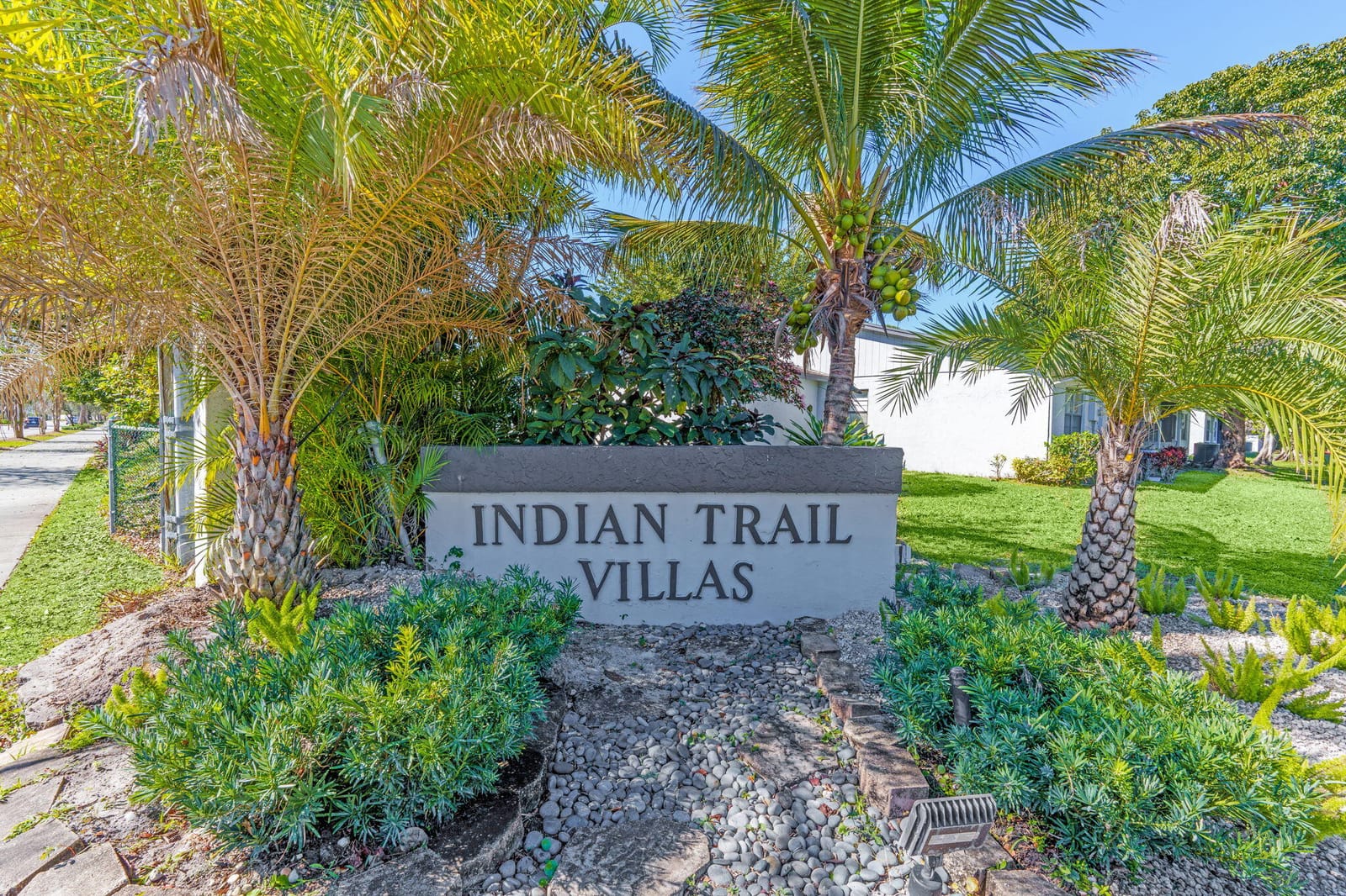 40 Seminole Court E, Royal Palm Beach, FL 33411 photo 30