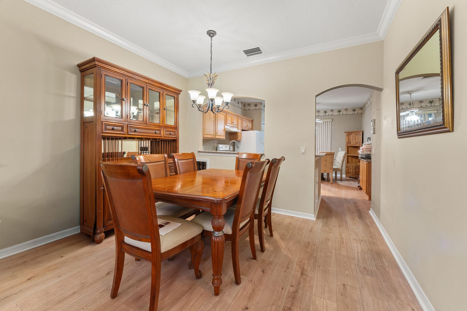 579 NW San Remo Circle — photo 7