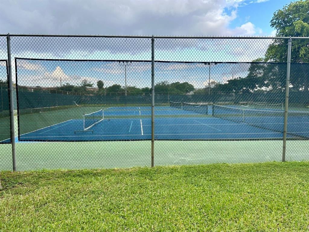 2304 S Cypress Bend Drive 615, Pompano Beach, FL 33069 photo 18