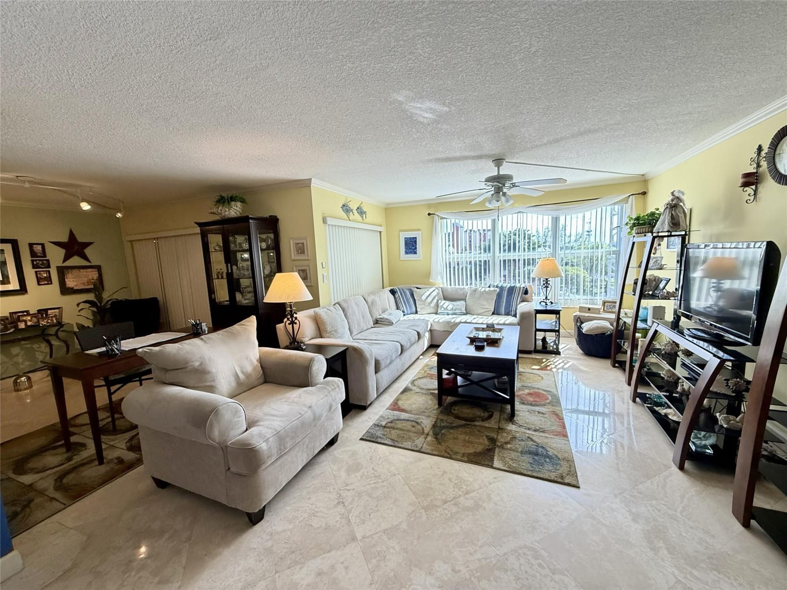 2304 S Cypress Bend Drive 615 — photo 5