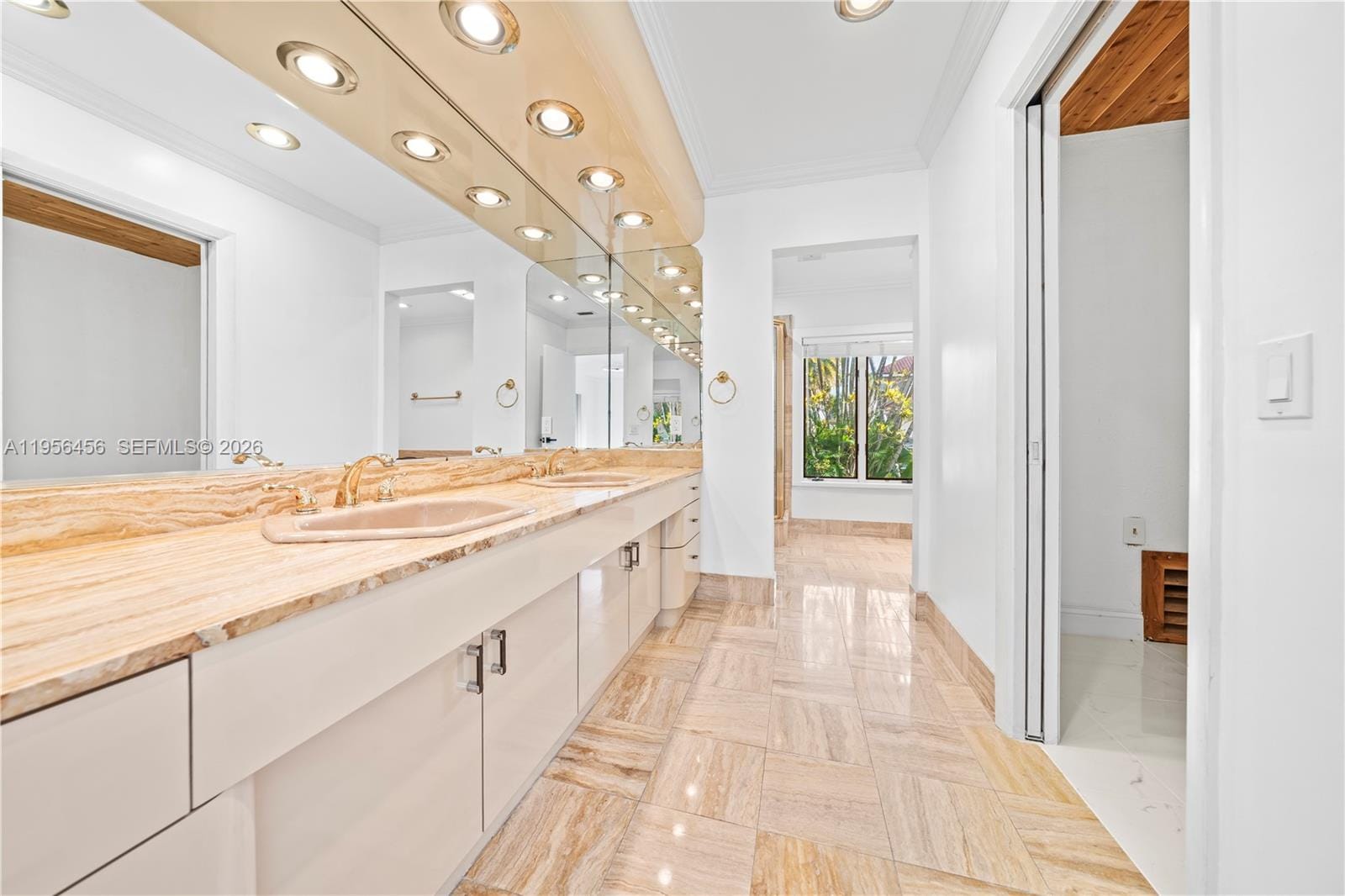 405 Bontona Avenue, Fort Lauderdale, FL 33301 photo 17