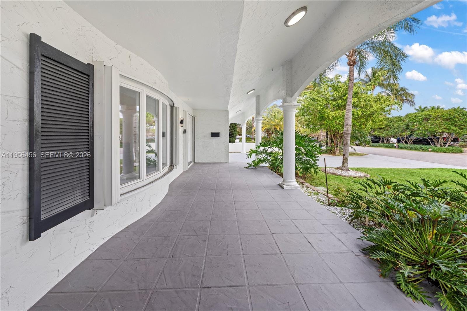 405 Bontona Avenue — photo 7