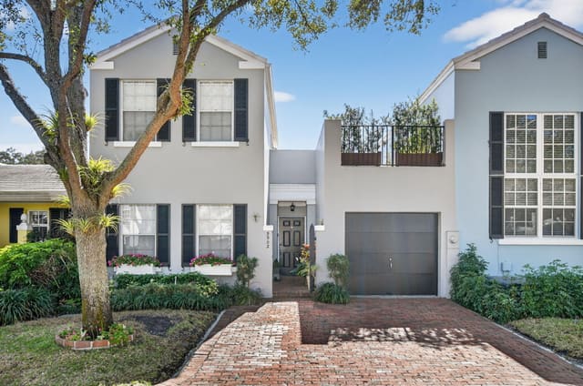 5902 Catesby Street, sold in Charleston Place, Boca Raton, FL
