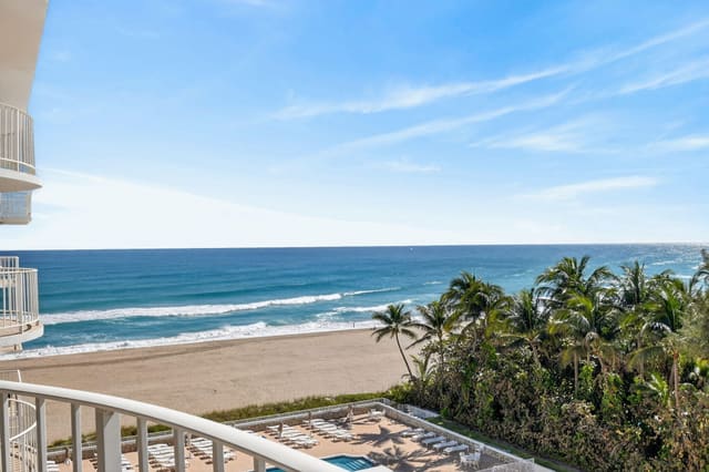 2295 S Ocean Boulevard 803, sold in Twenty Two Ninety Five South Ocean Blvd, Palm Beach, FL