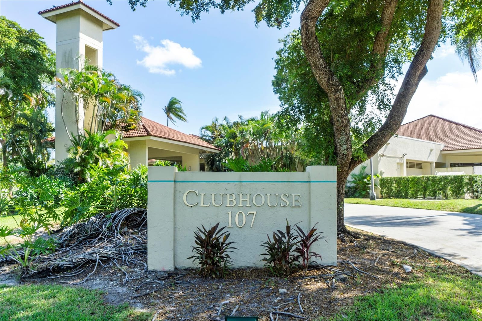 112 Lake Emerald Drive 104, Oakland Park, FL 33309 photo 27