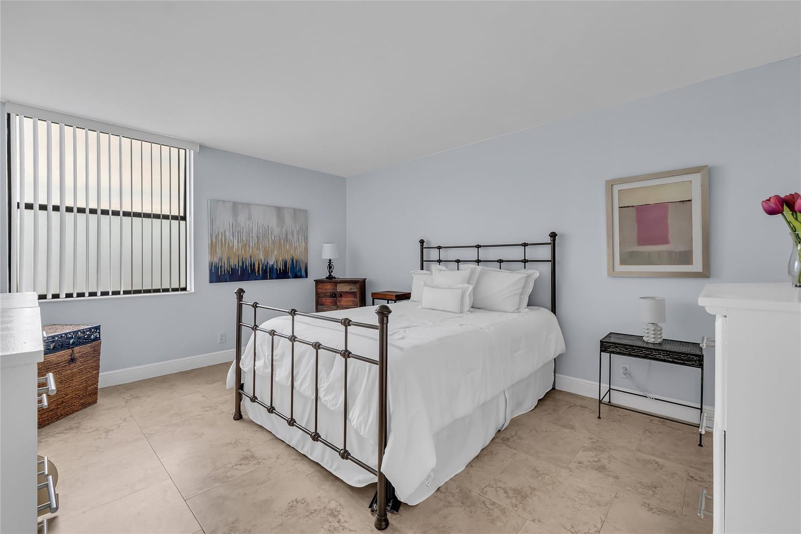 112 Lake Emerald Drive 104 — photo 7