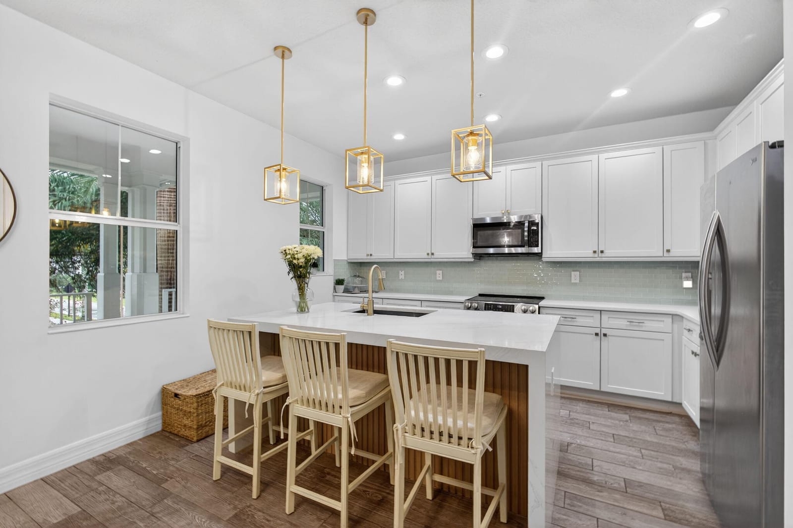 1127 Dakota Drive — photo 10