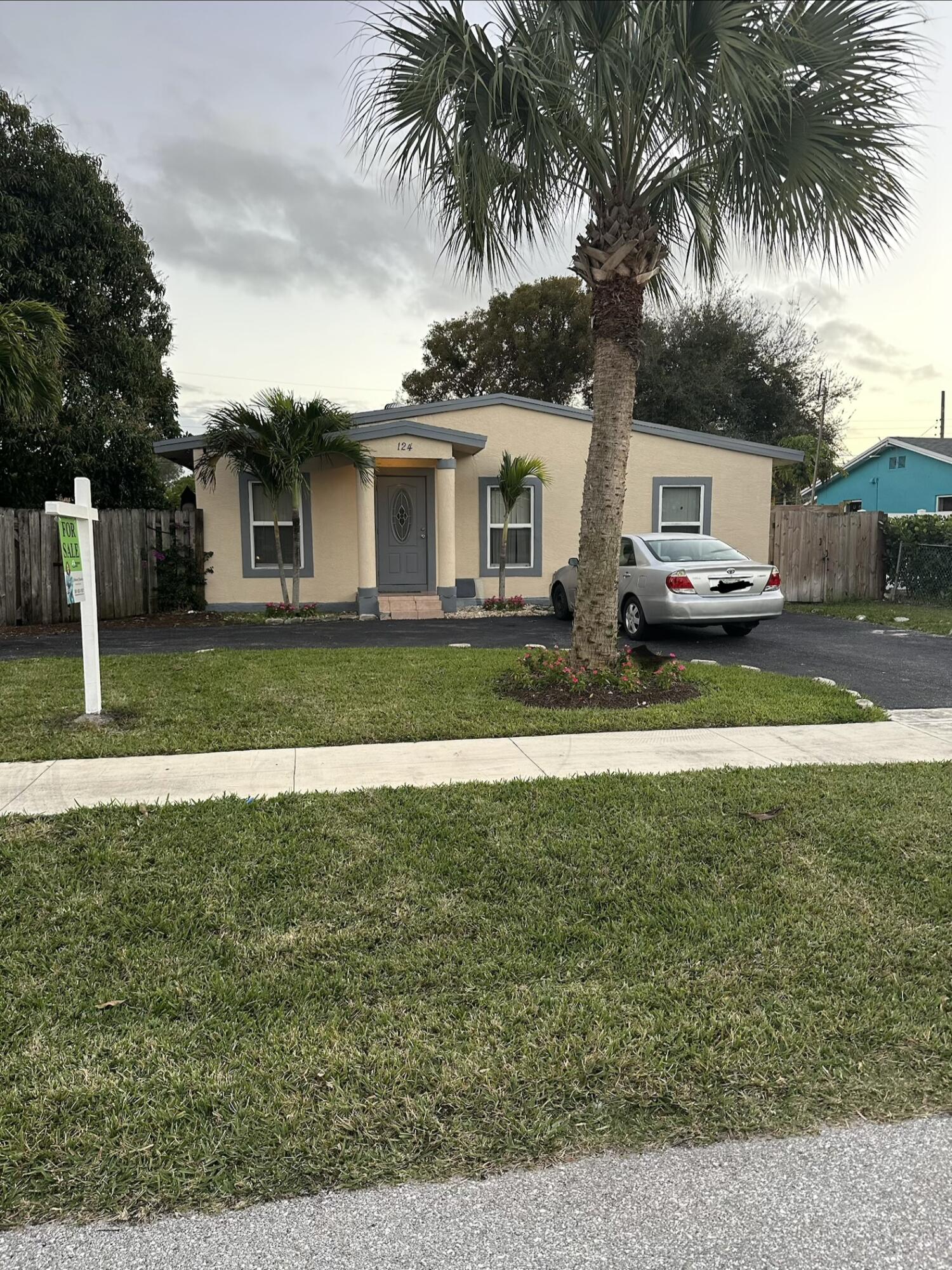 124 SW 10th Avenue, Boynton Beach, FL 33435, Boynton Beach