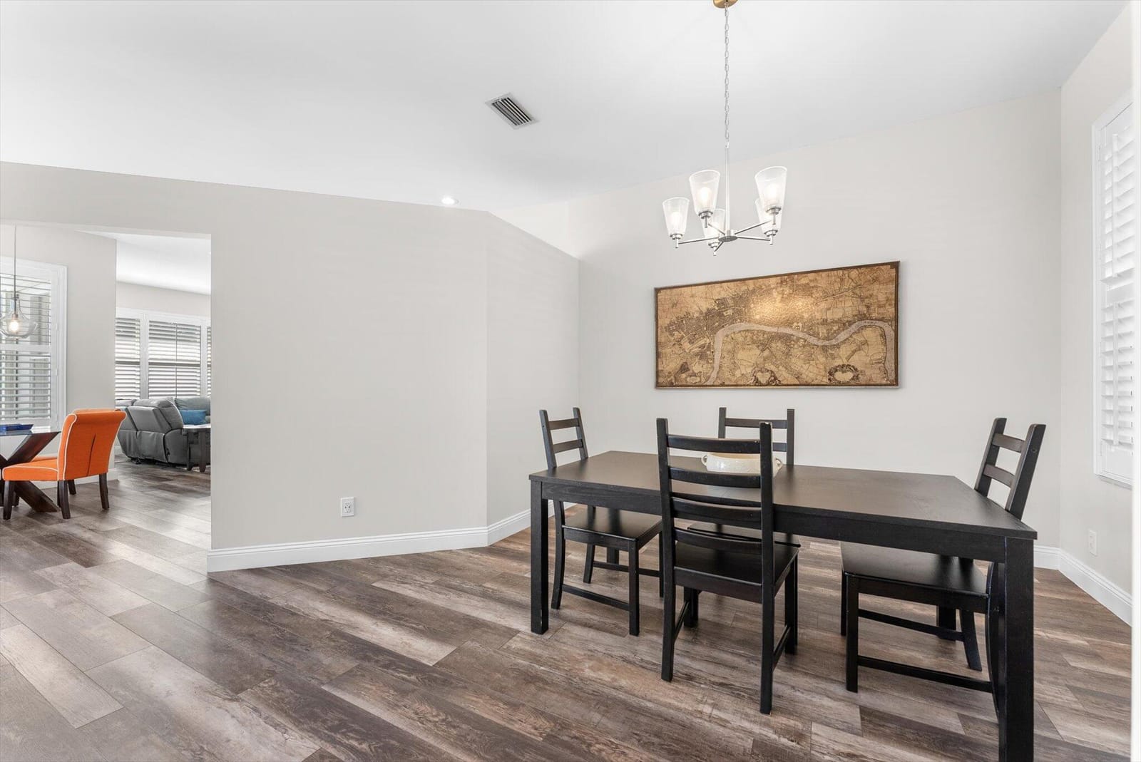 6073 Winding Lake Drive — photo 10