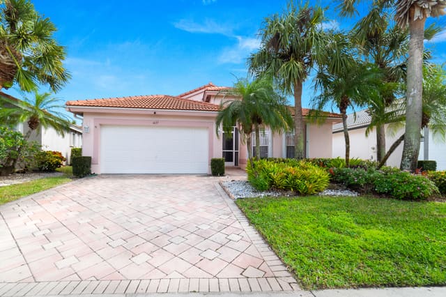 6637 Sun River Road, sold in Lakeridge Greens At Pipers Glen, Boynton Beach, FL