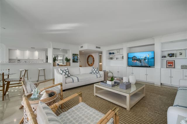 1111 Crandon Blvd C406 C406, Key Biscayne, FL 33149