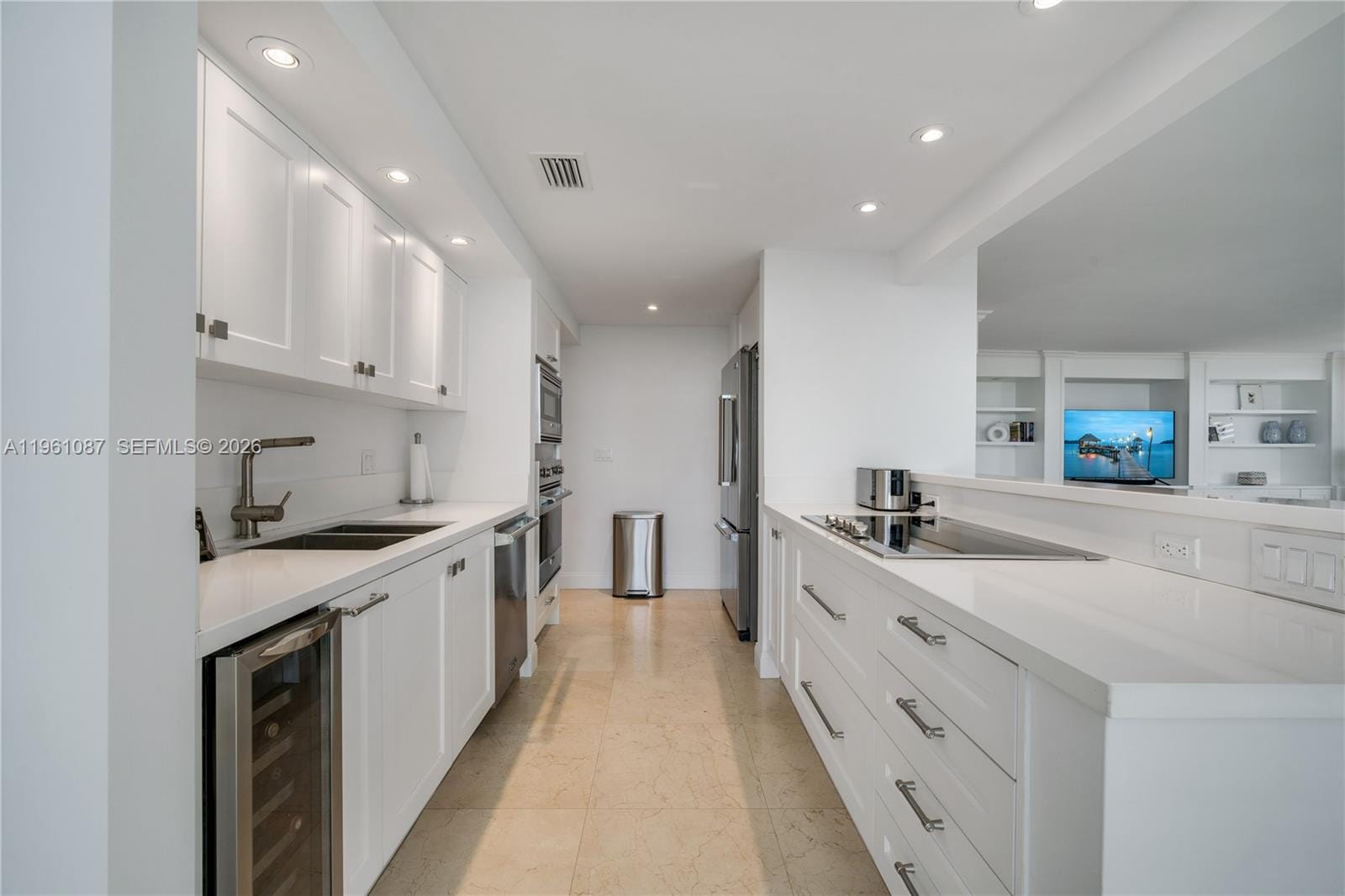 1111 Crandon Blvd C406 C406, Key Biscayne, FL 33149 photo 9