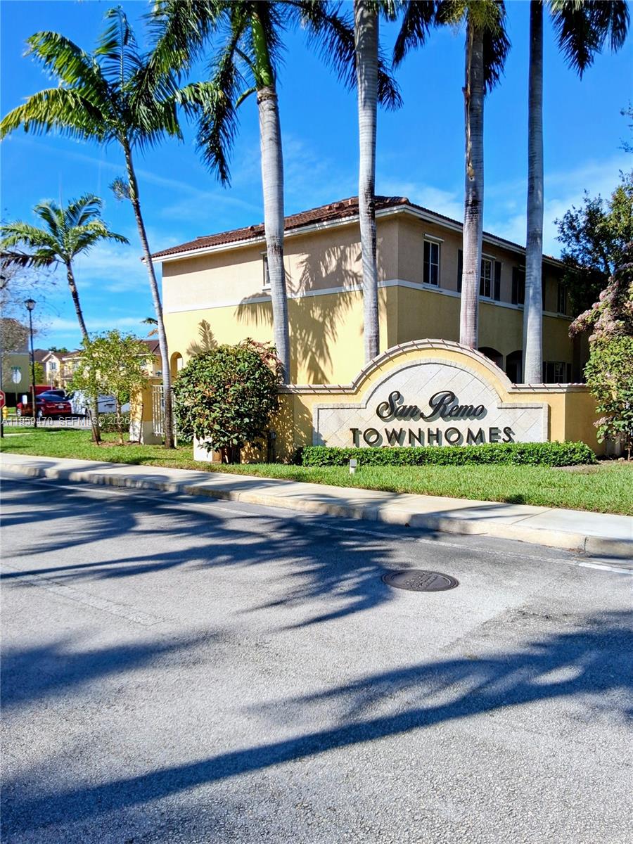 6056 SW 19th Place, North Lauderdale, FL 33068, North Lauderdale