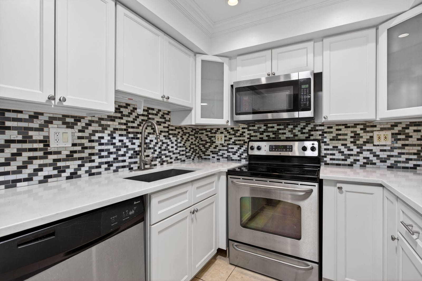 3324 Quail Close 7 — photo 12