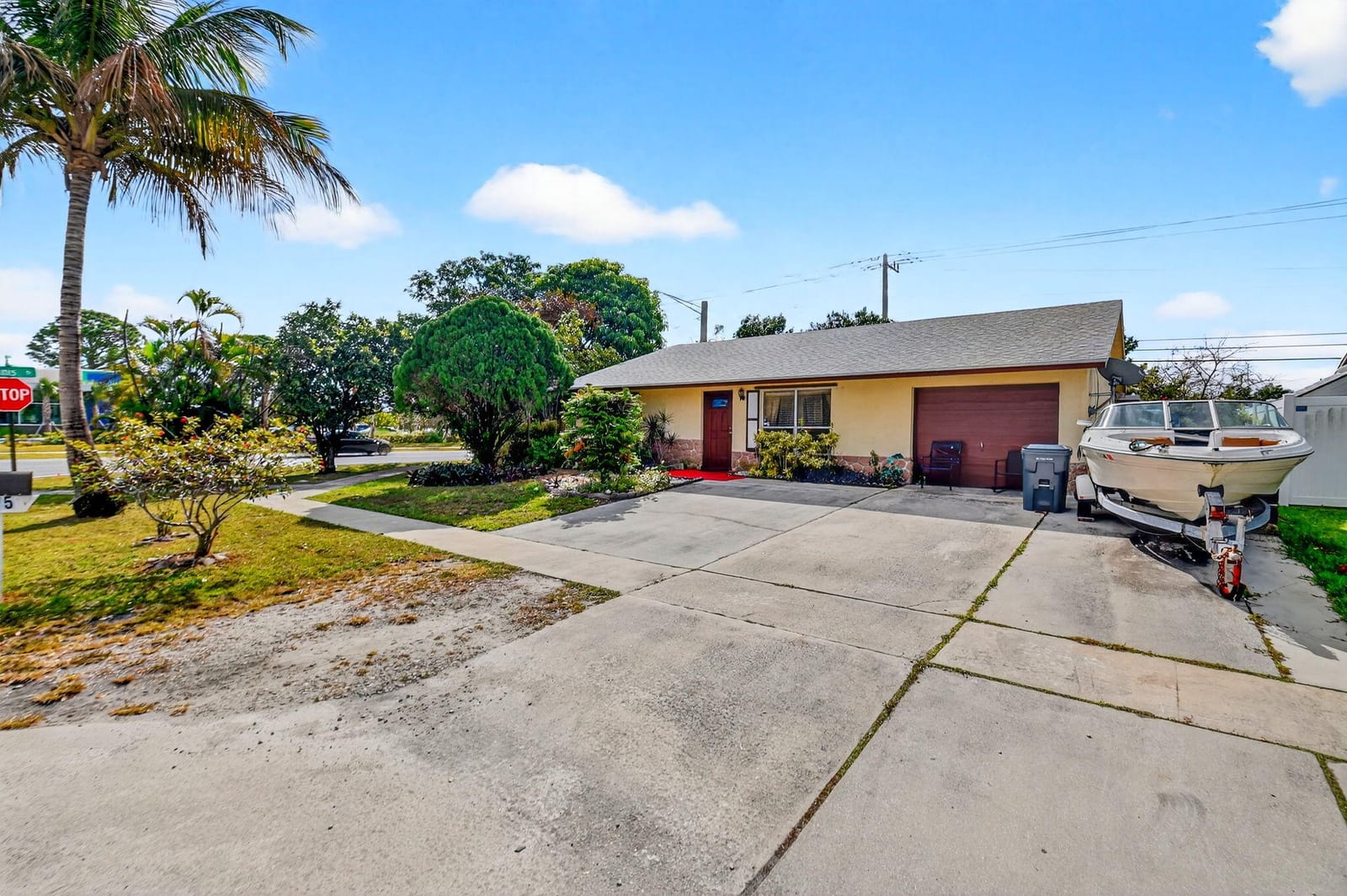 4875 Poseidon Place, Lake Worth, FL 33463