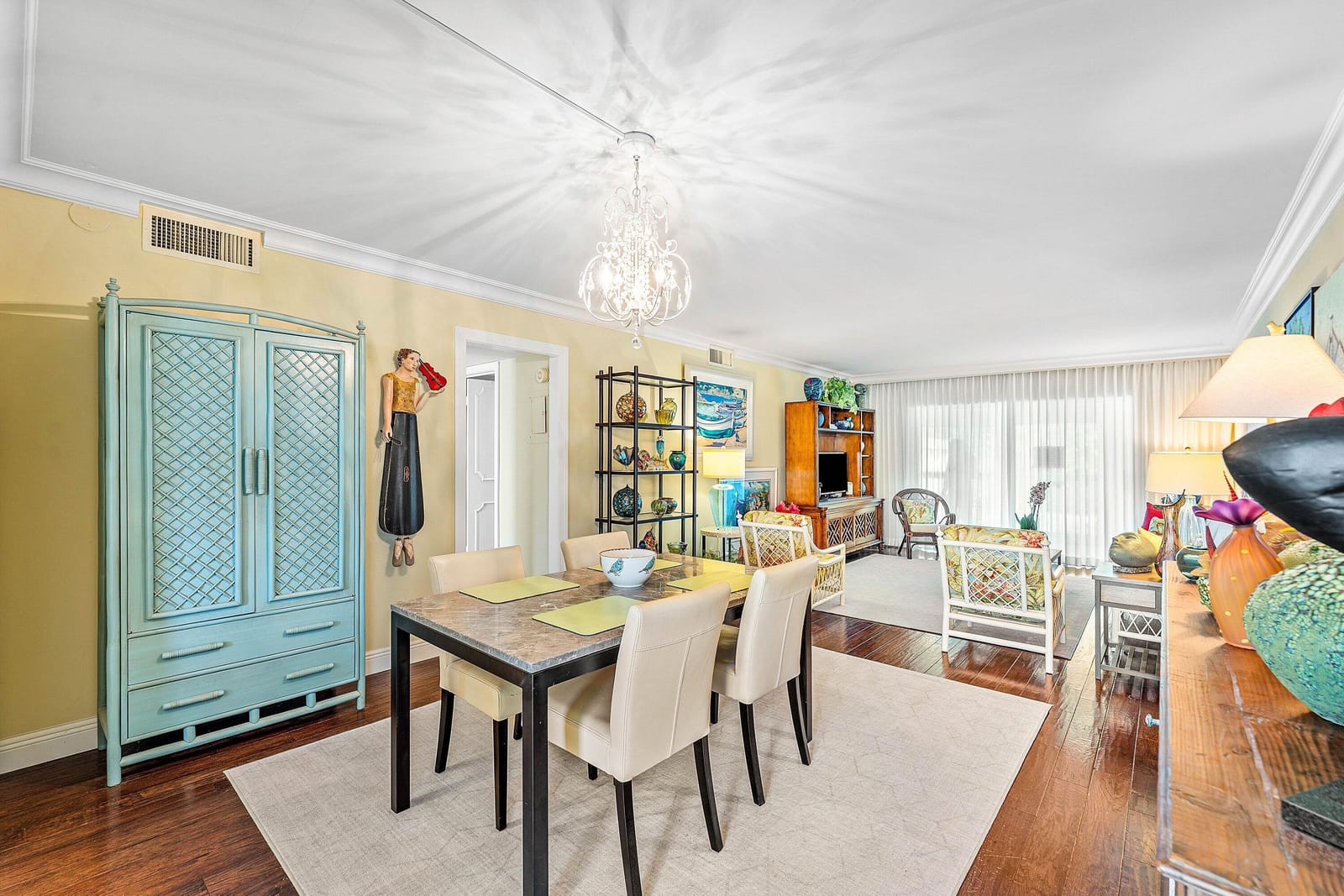 800 E Camino Real 409 — photo 4