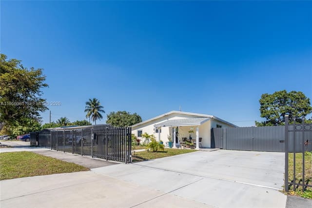 1031 NE 213th Terrace, Ives Estates, Miami, FL
