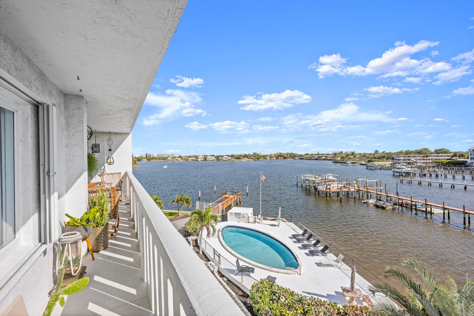 231 E Lantana Road 402, Lantana, FL 33462 photo 17