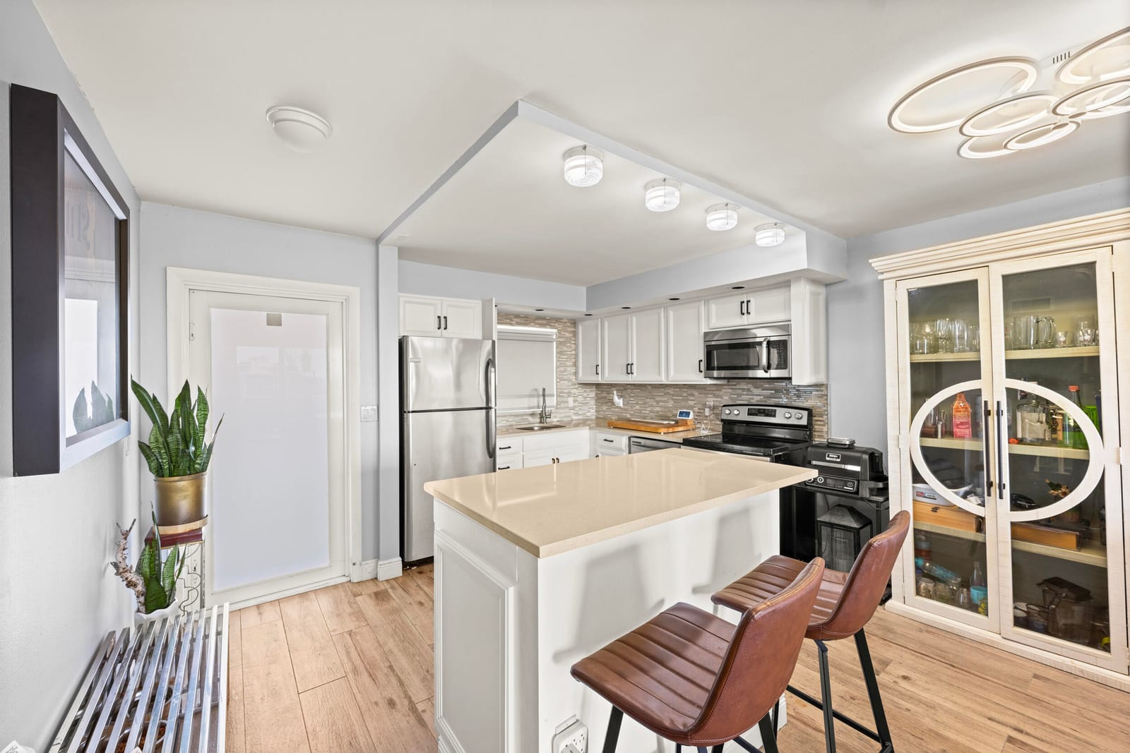 231 E Lantana Road 402 — photo 3