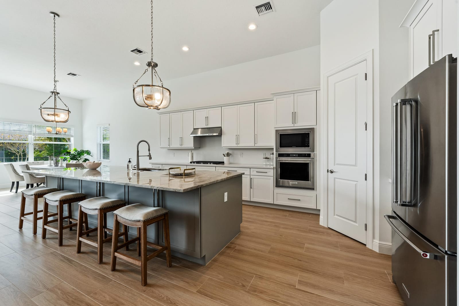 10036 Seagrass Way — photo 7